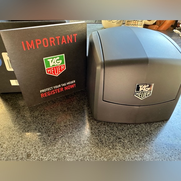 Tag Heuer- LADIES FORMULA 1 DIAMOND WATCH Excellent condition- box.+ add’l links - Picture 9 of 10